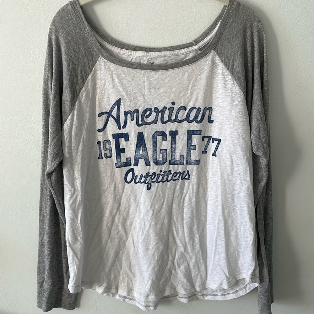 American Eagle long sleeve tee
